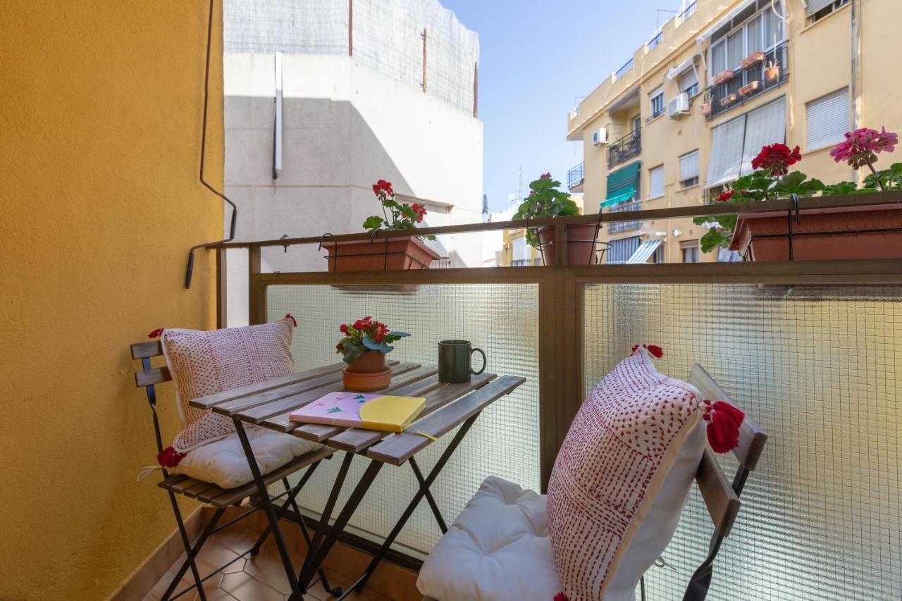 Luminoso Apartamento De Dos Habitaciones Con Terraza Y Parking En El Centro Malaga Ngoại thất bức ảnh
