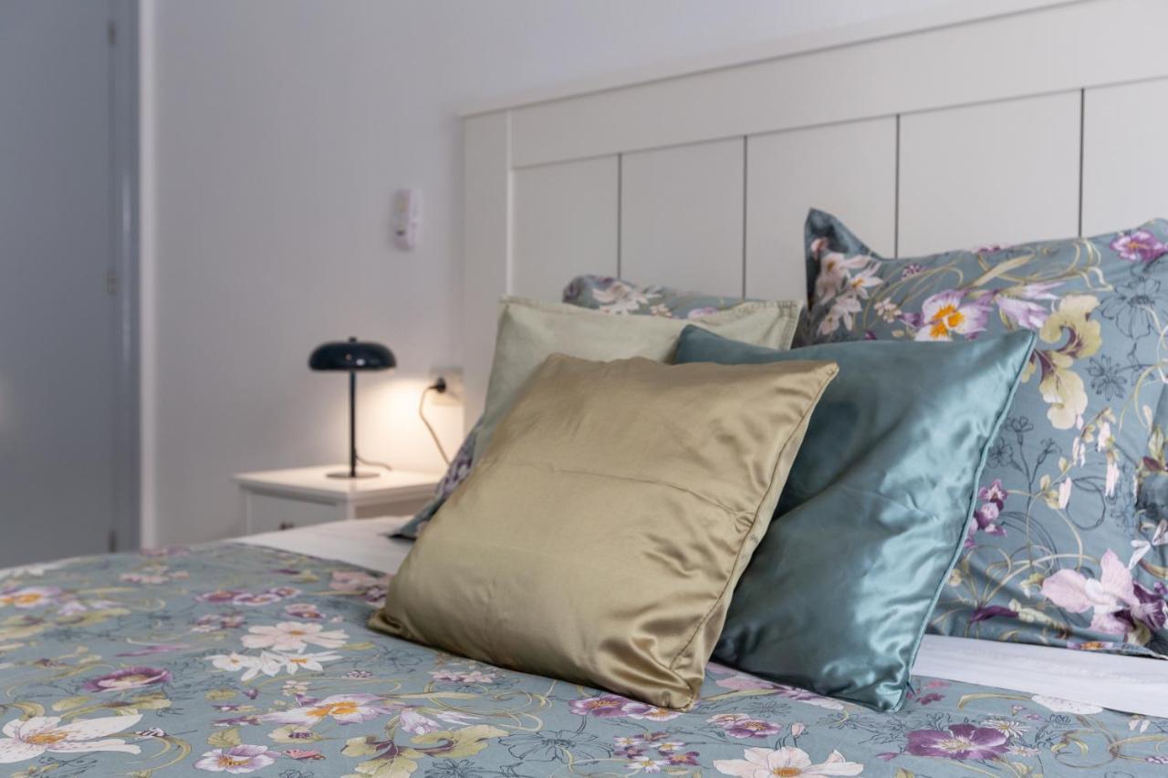Luminoso Apartamento De Dos Habitaciones Con Terraza Y Parking En El Centro Malaga Ngoại thất bức ảnh