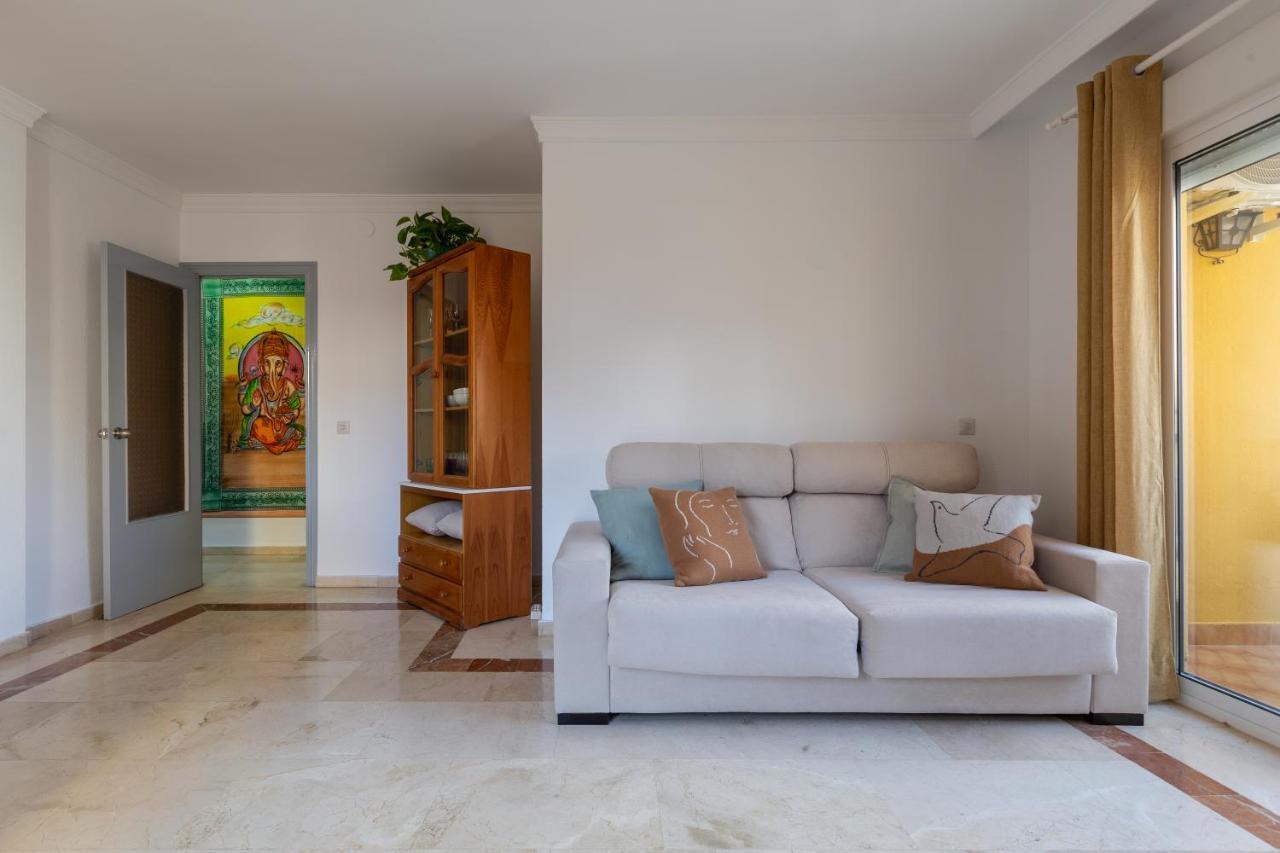 Luminoso Apartamento De Dos Habitaciones Con Terraza Y Parking En El Centro Malaga Ngoại thất bức ảnh